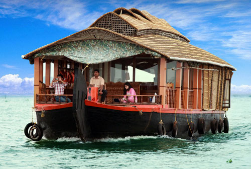 kumarakom houseboats